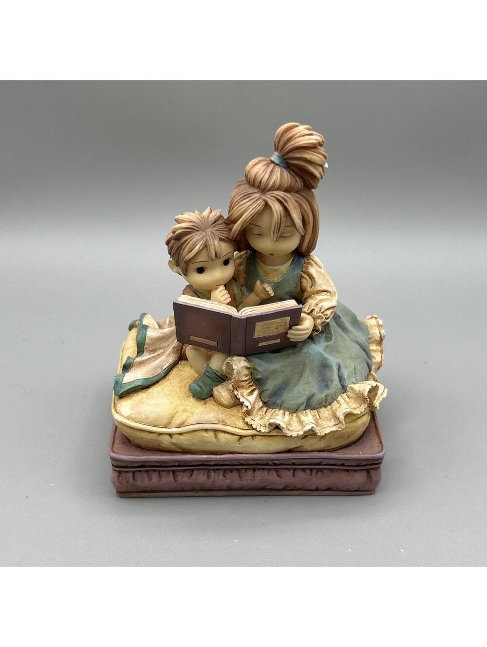 DEMIDACO LIFE LESSON  Story Time Snuggles Number 30003